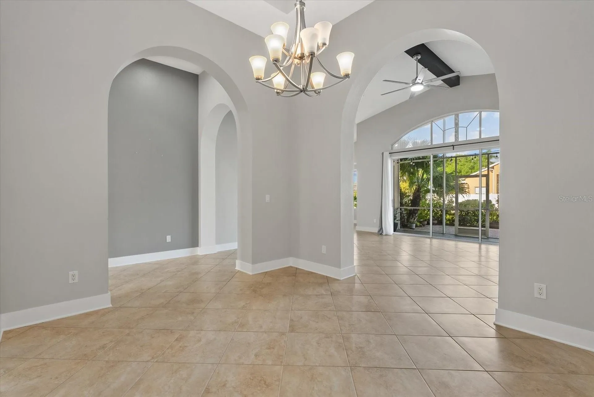 6634 38th Street E Sarasota FL 34243