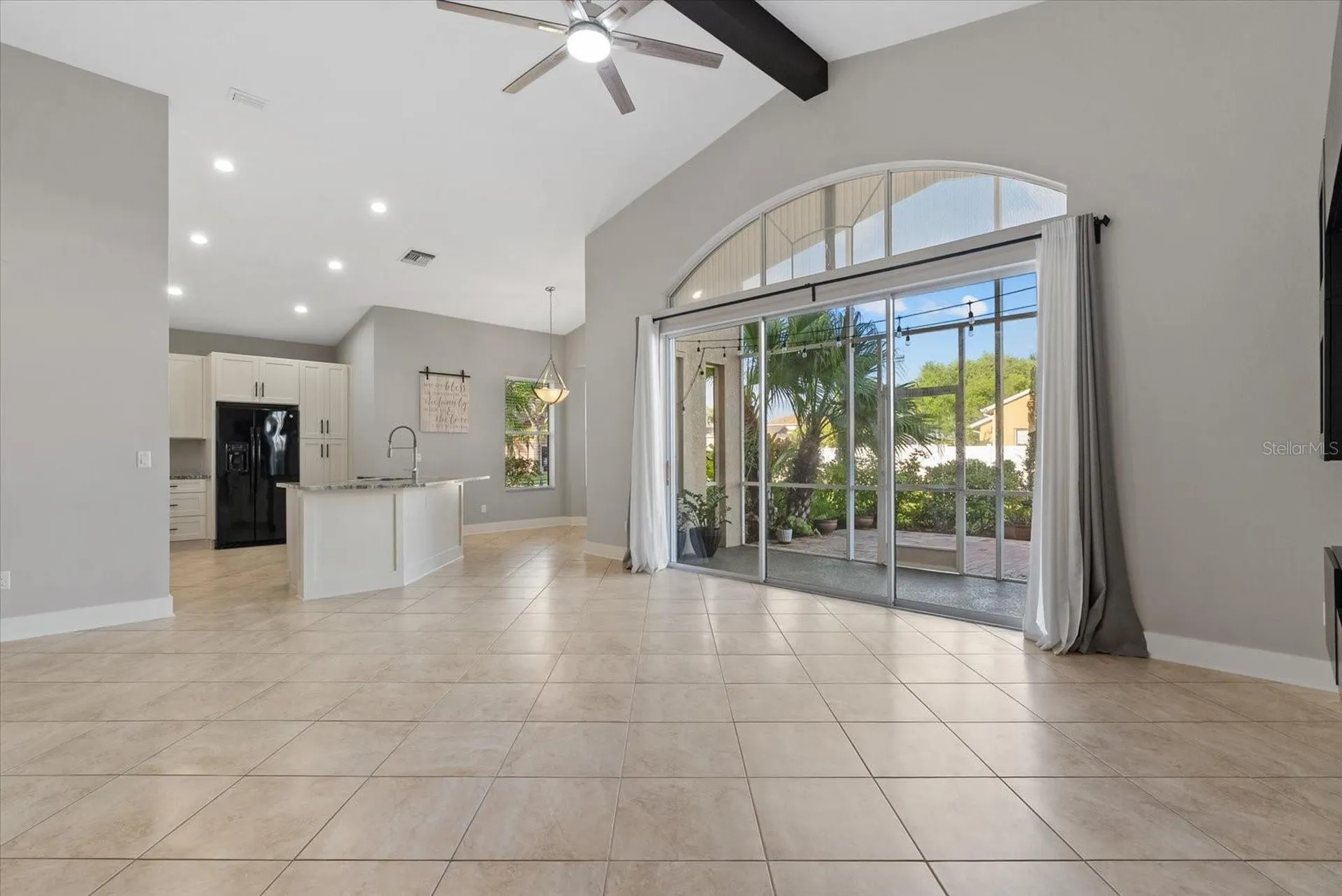6634 38th Street E Sarasota FL 34243