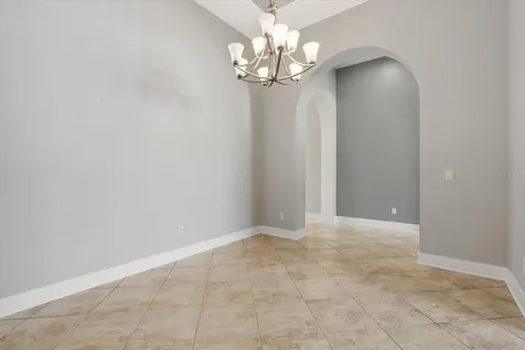 6634 38th Street E Sarasota FL 34243
