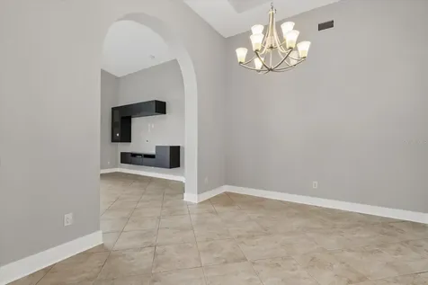 6634 38th Street E Sarasota FL 34243