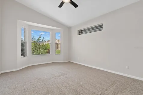 6634 38th Street E Sarasota FL 34243