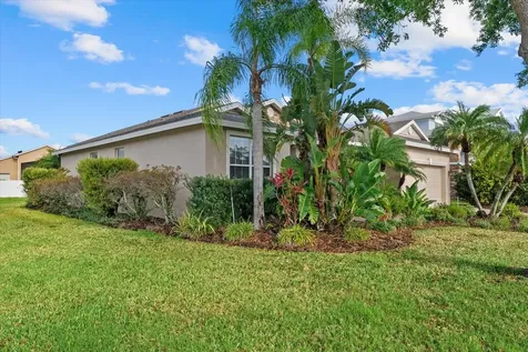 6634 38th Street E Sarasota FL 34243