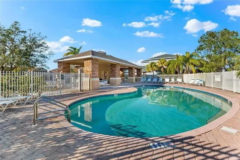 6634 38th Street E Sarasota FL 34243