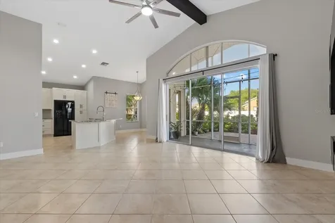 6634 38th Street E Sarasota FL 34243