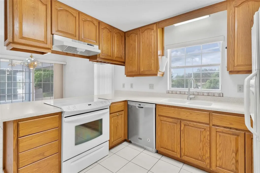 12130 Nest Court Grand Island FL 32735