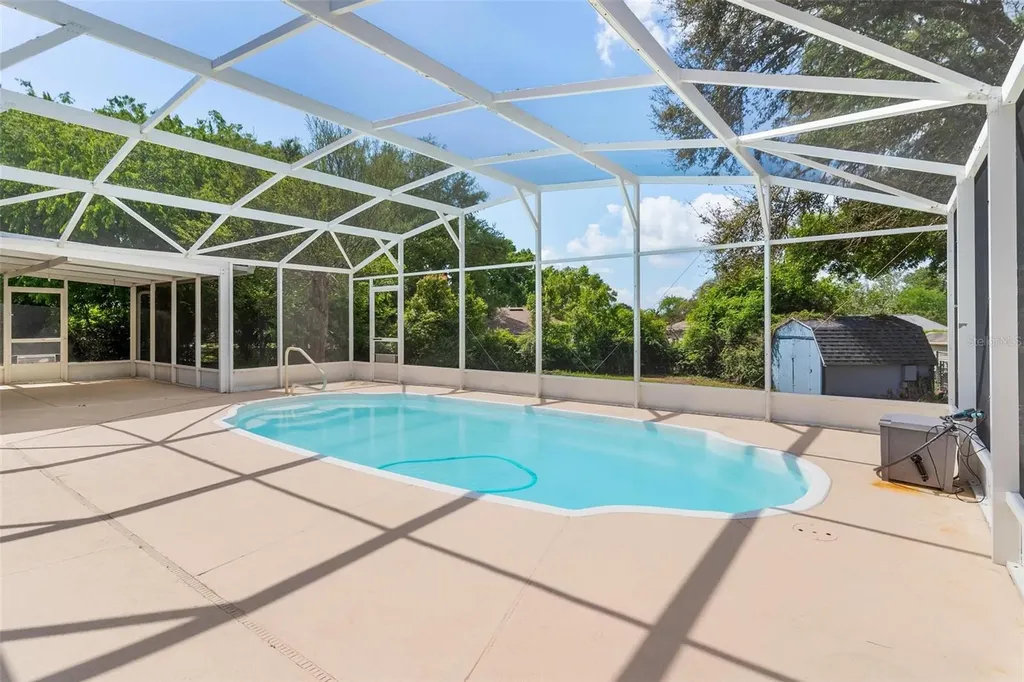 12130 Nest Court Grand Island FL 32735