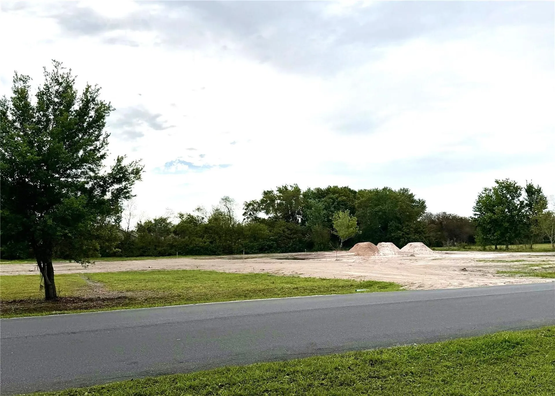 Marllo Road Kissimmee FL 34744