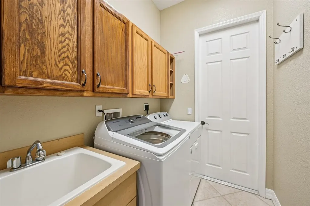 2160 W Hillsborough Boulevard North Port FL 34286