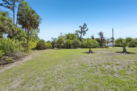 2160 W Hillsborough Boulevard North Port FL 34286