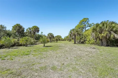 2160 W Hillsborough Boulevard North Port FL 34286
