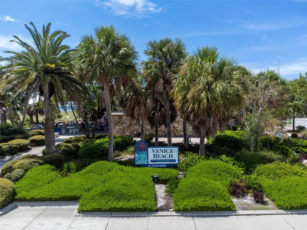 310 Wexford Terrace Venice FL 34293