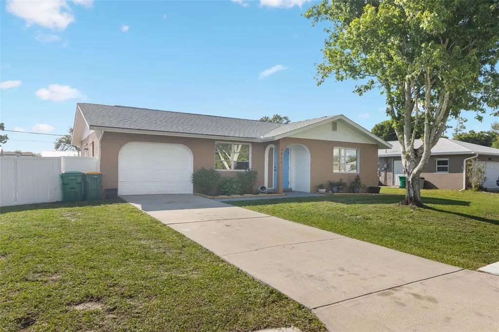 3513 Great Neck Street Port Charlotte FL 33952
