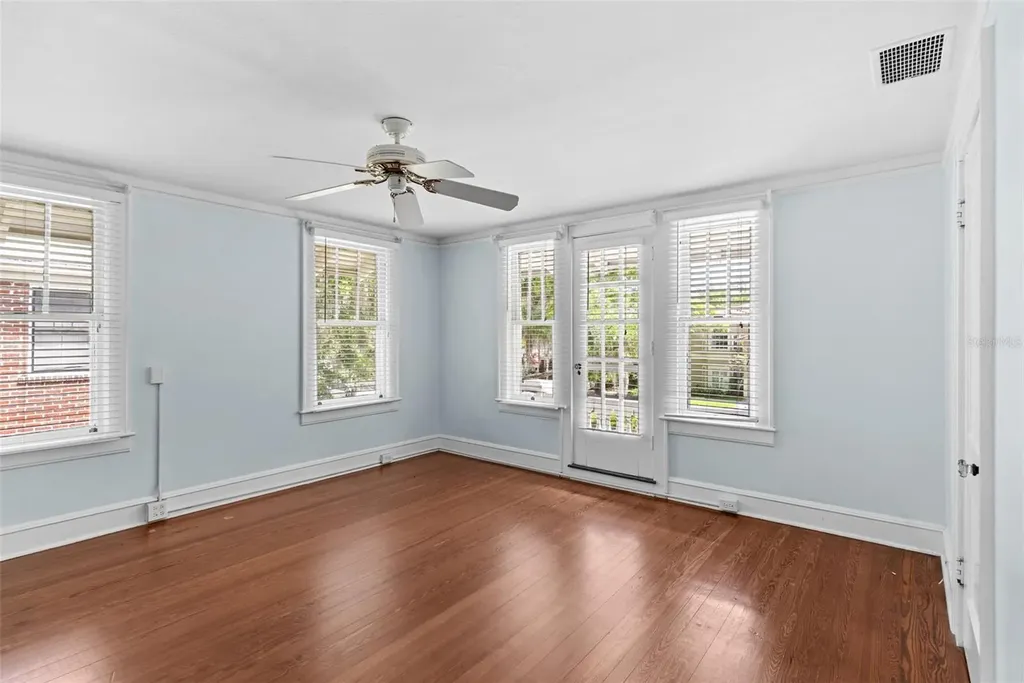418 Jasmine Way Clearwater FL 33756