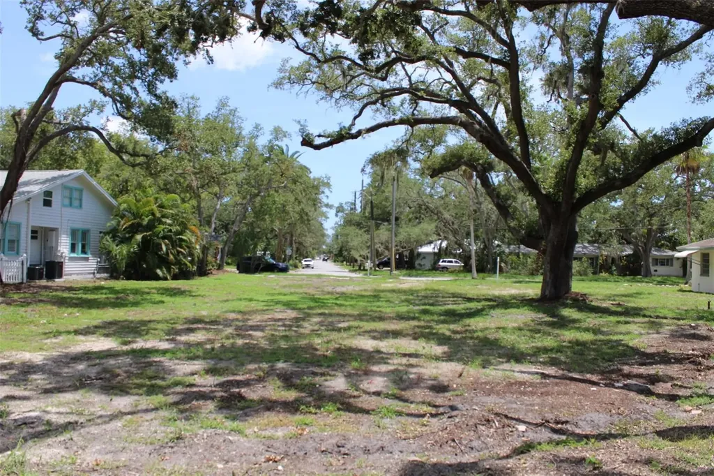 308 President Street Dunedin FL 34698
