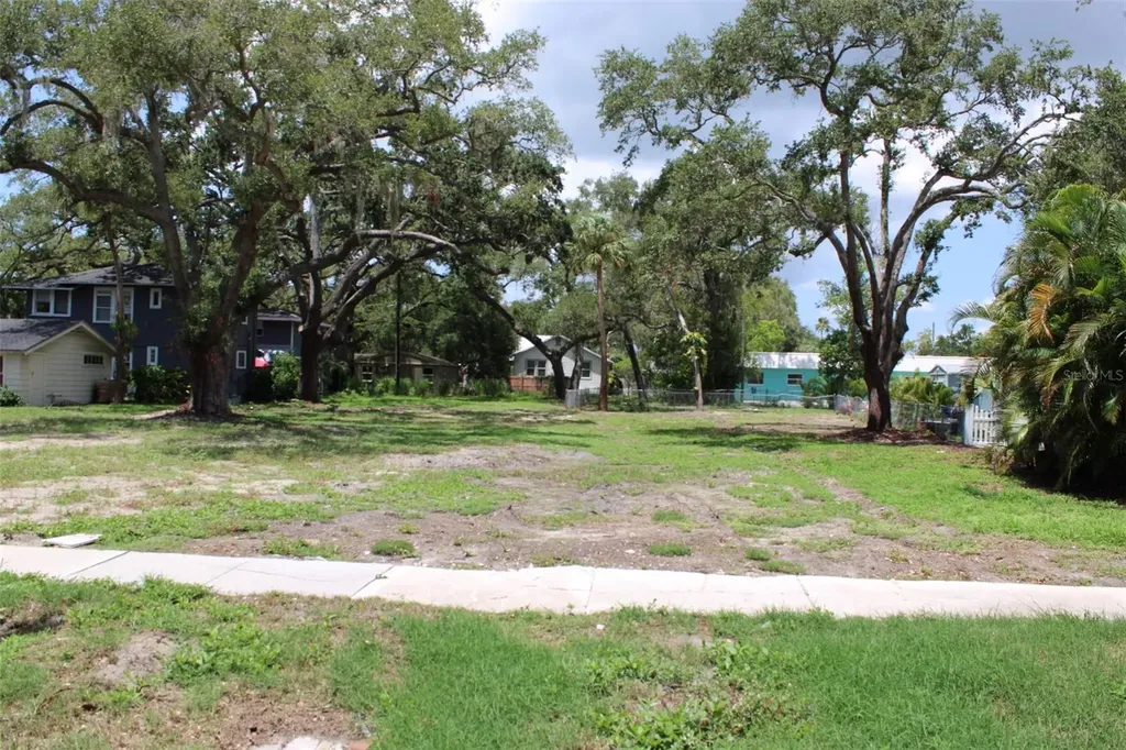308 President Street Dunedin FL 34698