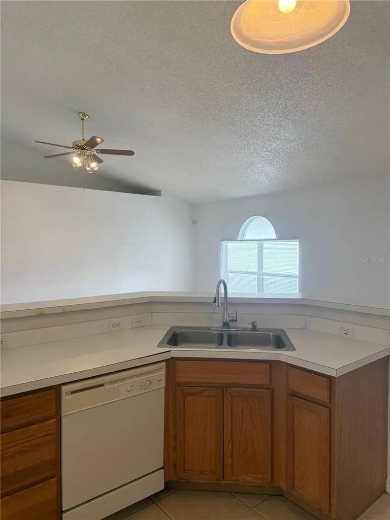 405 Francisco Way Kissimmee FL 34758
