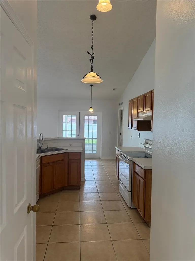 405 Francisco Way Kissimmee FL 34758