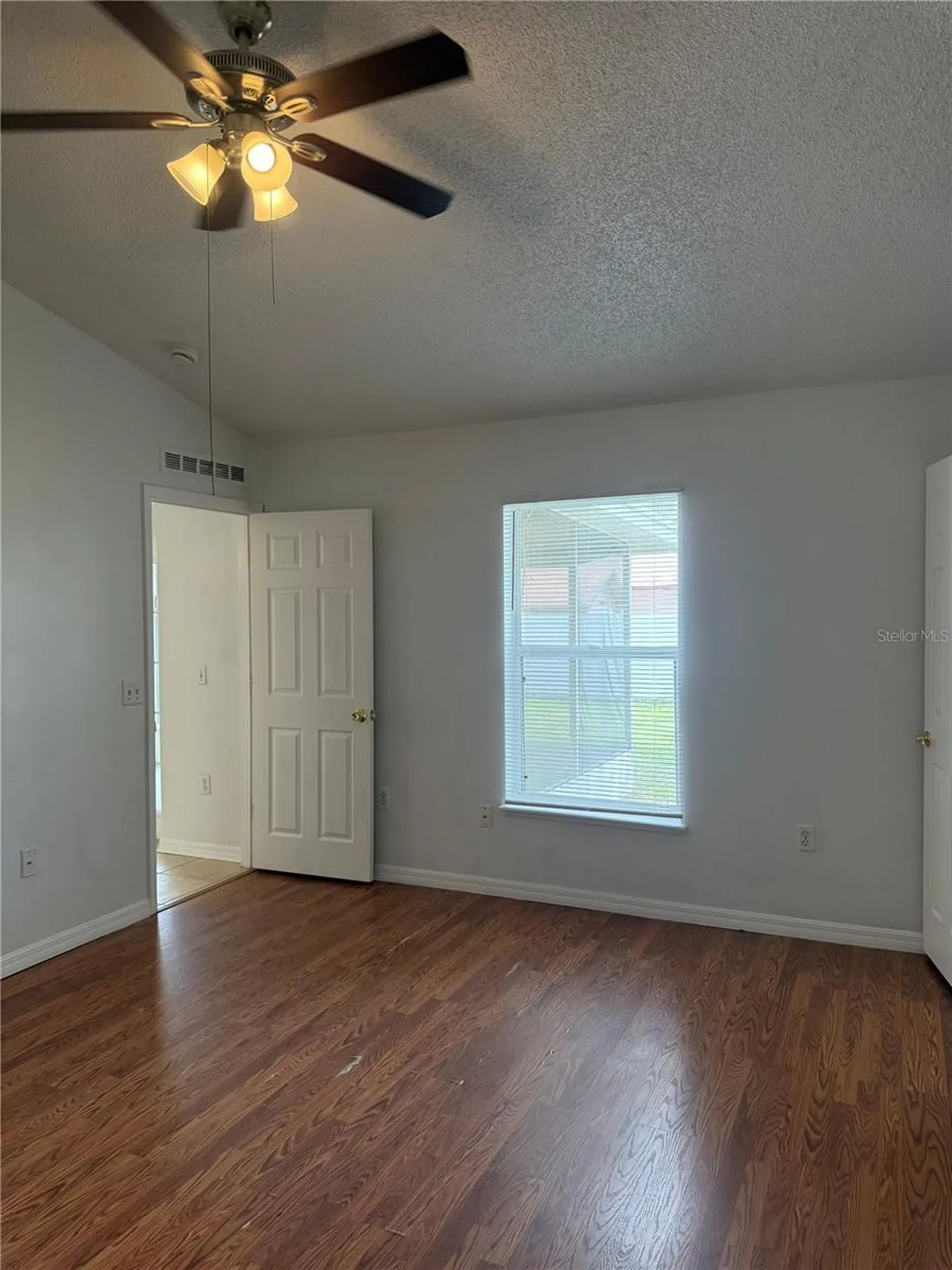 405 Francisco Way Kissimmee FL 34758