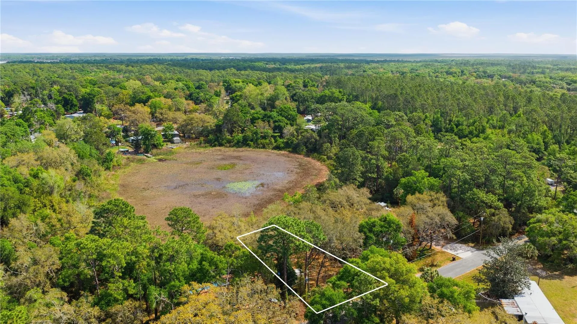 17195 SE 70th Street Ocklawaha FL 32179