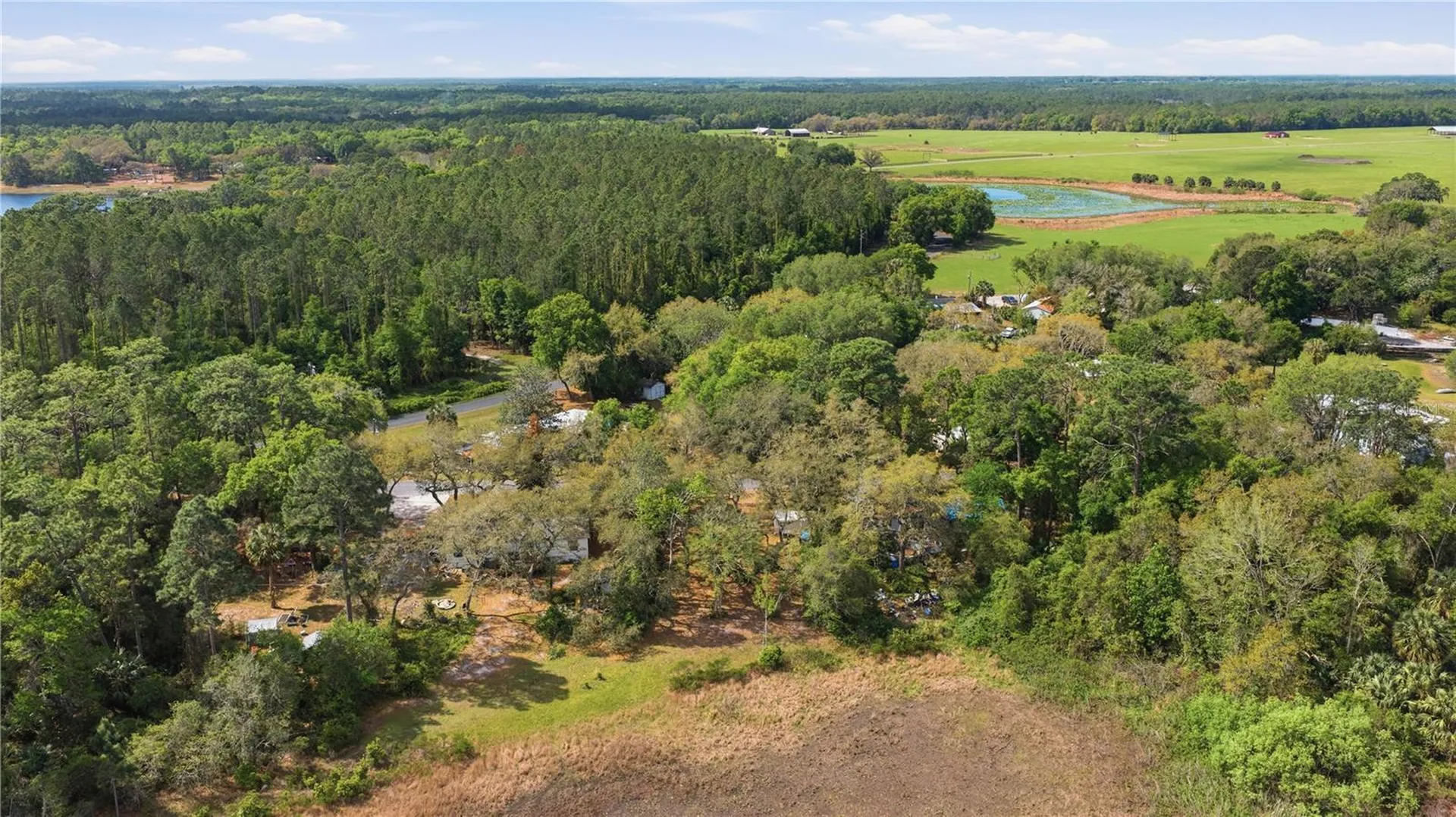 17195 SE 70th Street Ocklawaha FL 32179