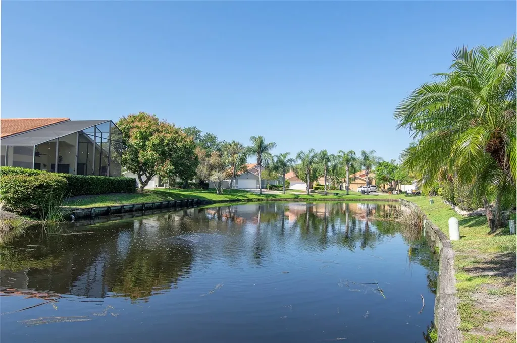 750 White Sand Drive NE St Petersburg FL 33703