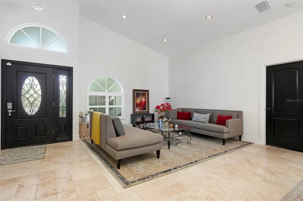 750 White Sand Drive NE St Petersburg FL 33703