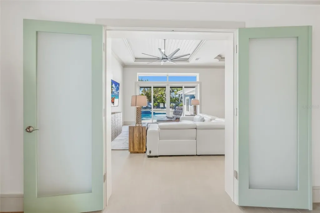 408 Jackson Drive Sarasota FL 34236