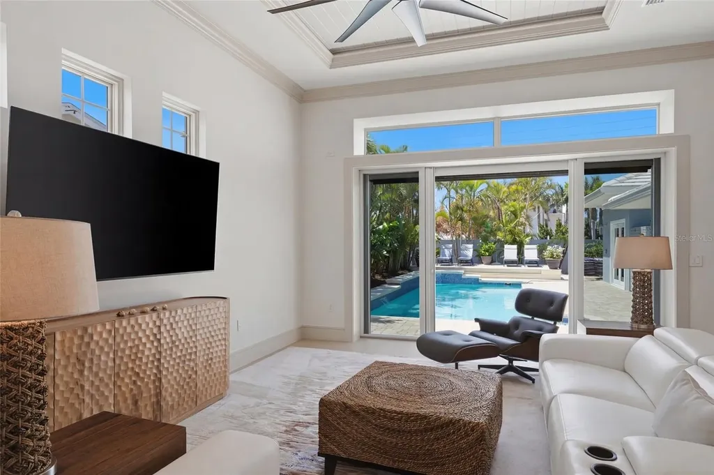 408 Jackson Drive Sarasota FL 34236