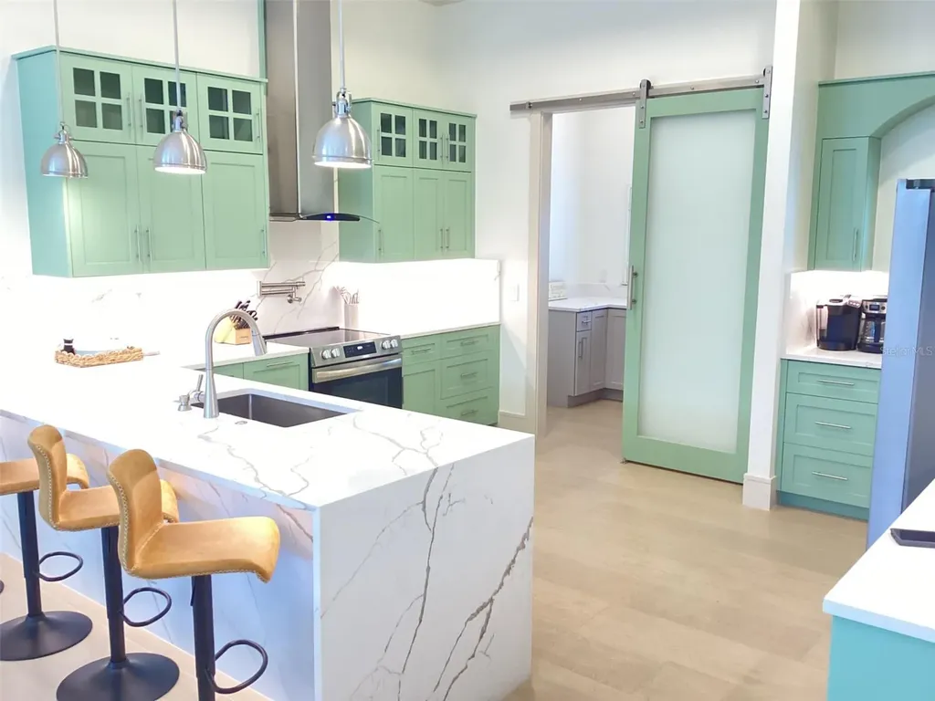 408 Jackson Drive Sarasota FL 34236