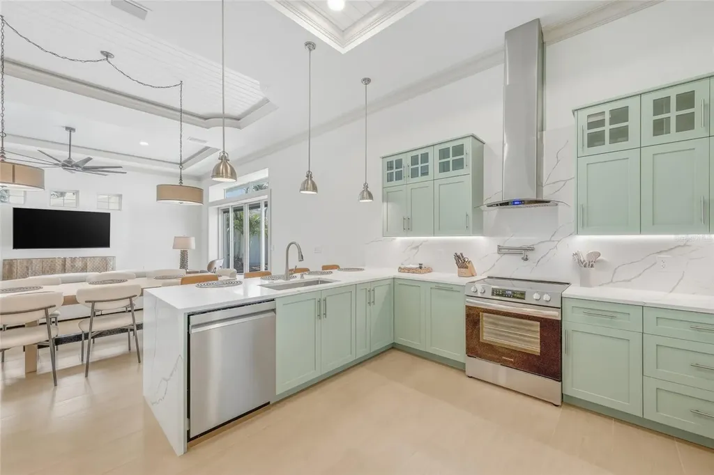 408 Jackson Drive Sarasota FL 34236