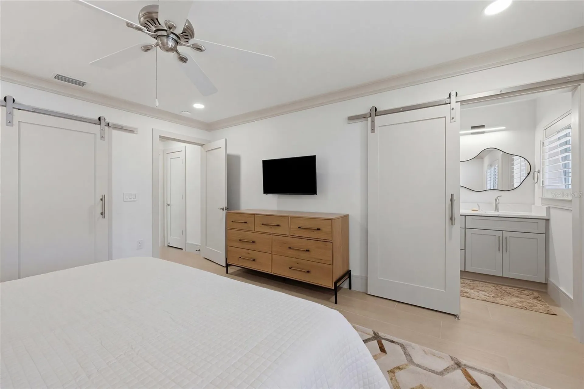 408 Jackson Drive Sarasota FL 34236