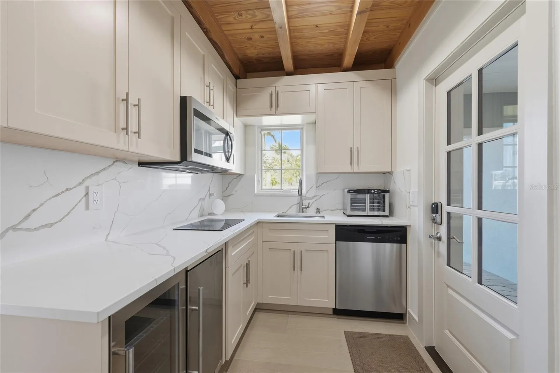408 Jackson Drive Sarasota FL 34236