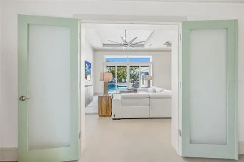 408 Jackson Drive Sarasota FL 34236