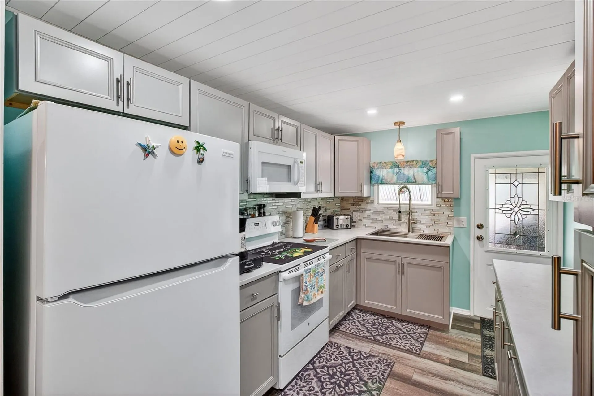 2000 E Bay Drive Largo FL 33771