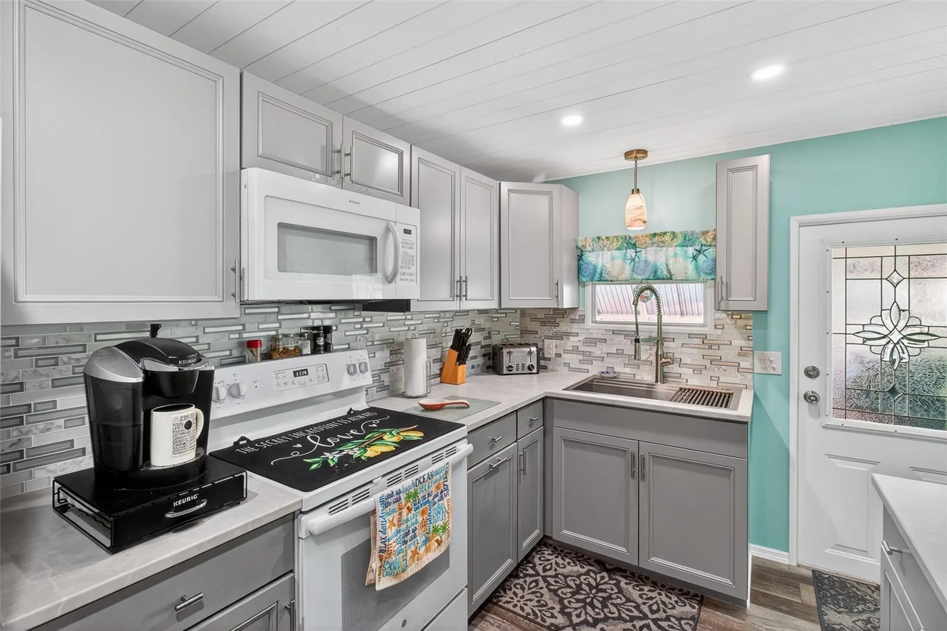 2000 E Bay Drive Largo FL 33771