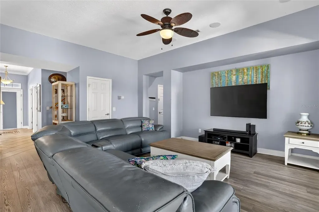 416 Manns Harbor Drive Apollo Beach FL 33572