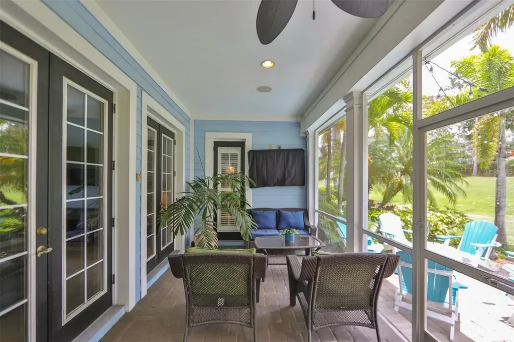416 Manns Harbor Drive Apollo Beach FL 33572