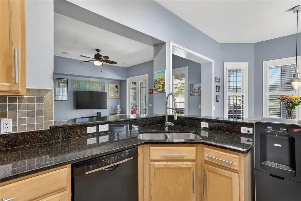 416 Manns Harbor Drive Apollo Beach FL 33572