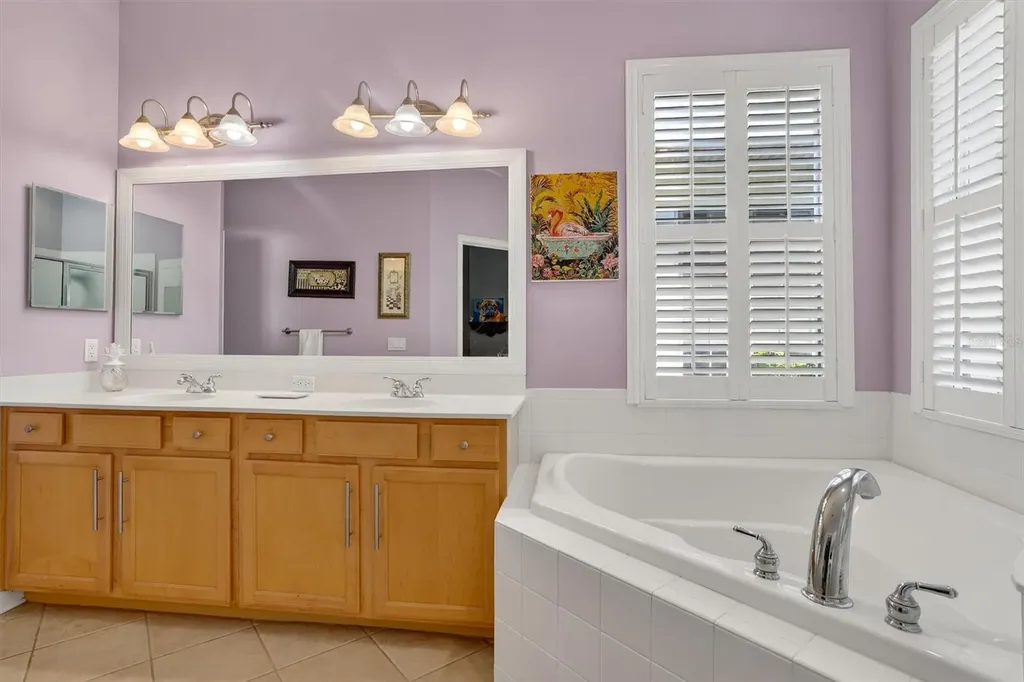 416 Manns Harbor Drive Apollo Beach FL 33572
