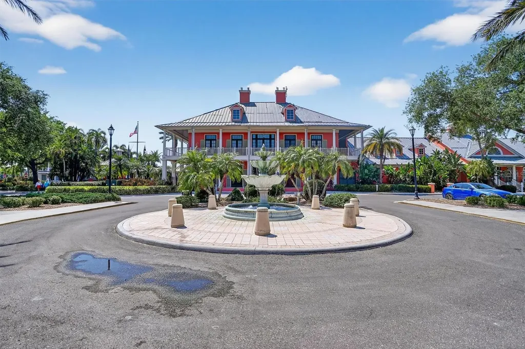 416 Manns Harbor Drive Apollo Beach FL 33572