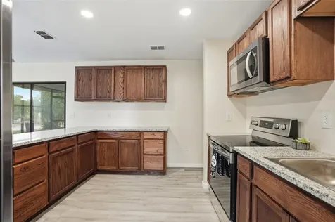 7275 Edinburgh Way Weeki Wachee FL 34613