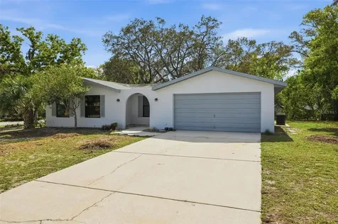 7275 Edinburgh Way Weeki Wachee FL 34613