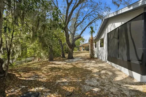 7275 Edinburgh Way Weeki Wachee FL 34613