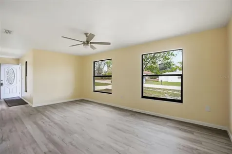 7275 Edinburgh Way Weeki Wachee FL 34613