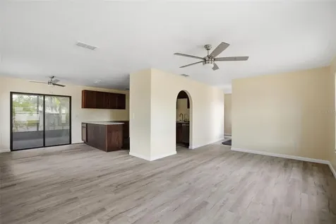 7275 Edinburgh Way Weeki Wachee FL 34613