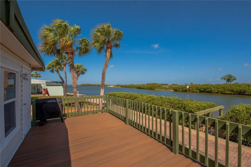 4851 W Gandy Boulevard Tampa FL 33611