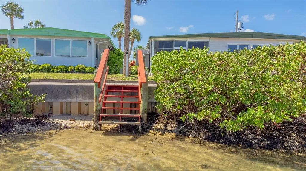 4851 W Gandy Boulevard Tampa FL 33611