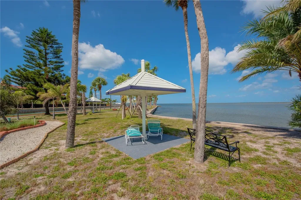 4851 W Gandy Boulevard Tampa FL 33611