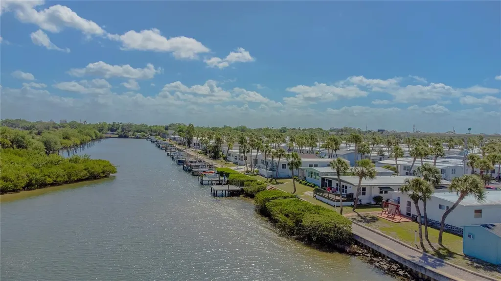 4851 W Gandy Boulevard Tampa FL 33611