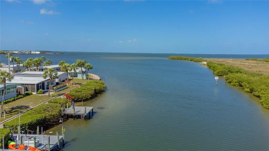 4851 W Gandy Boulevard Tampa FL 33611